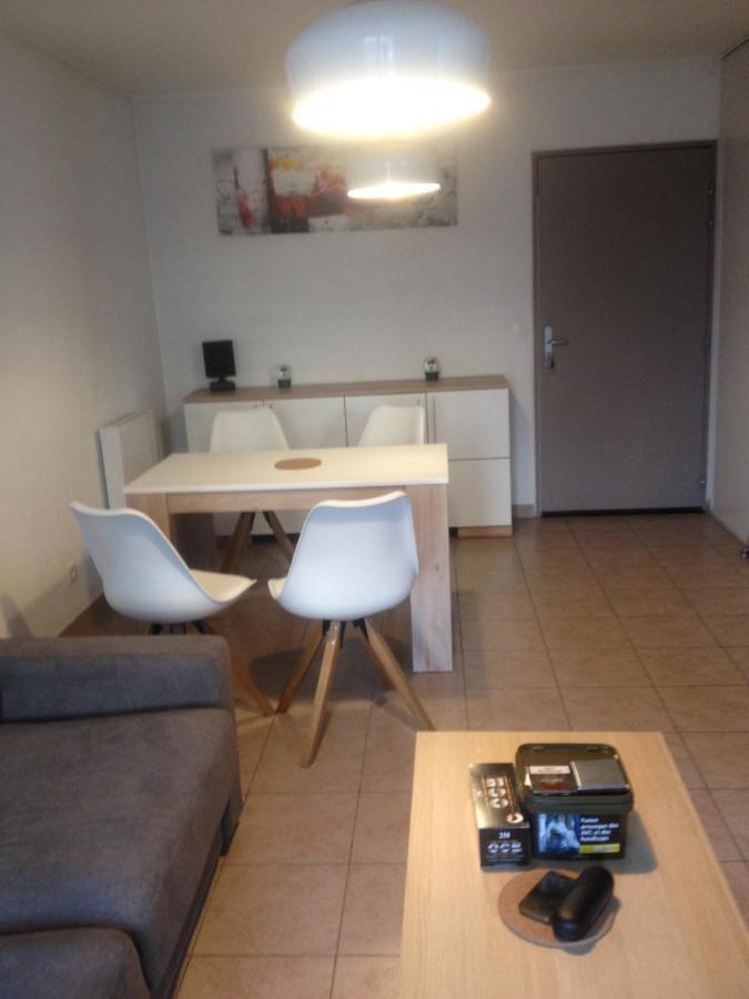 Les Jardins La Charbonniere Apartamento Montévrain Exterior foto